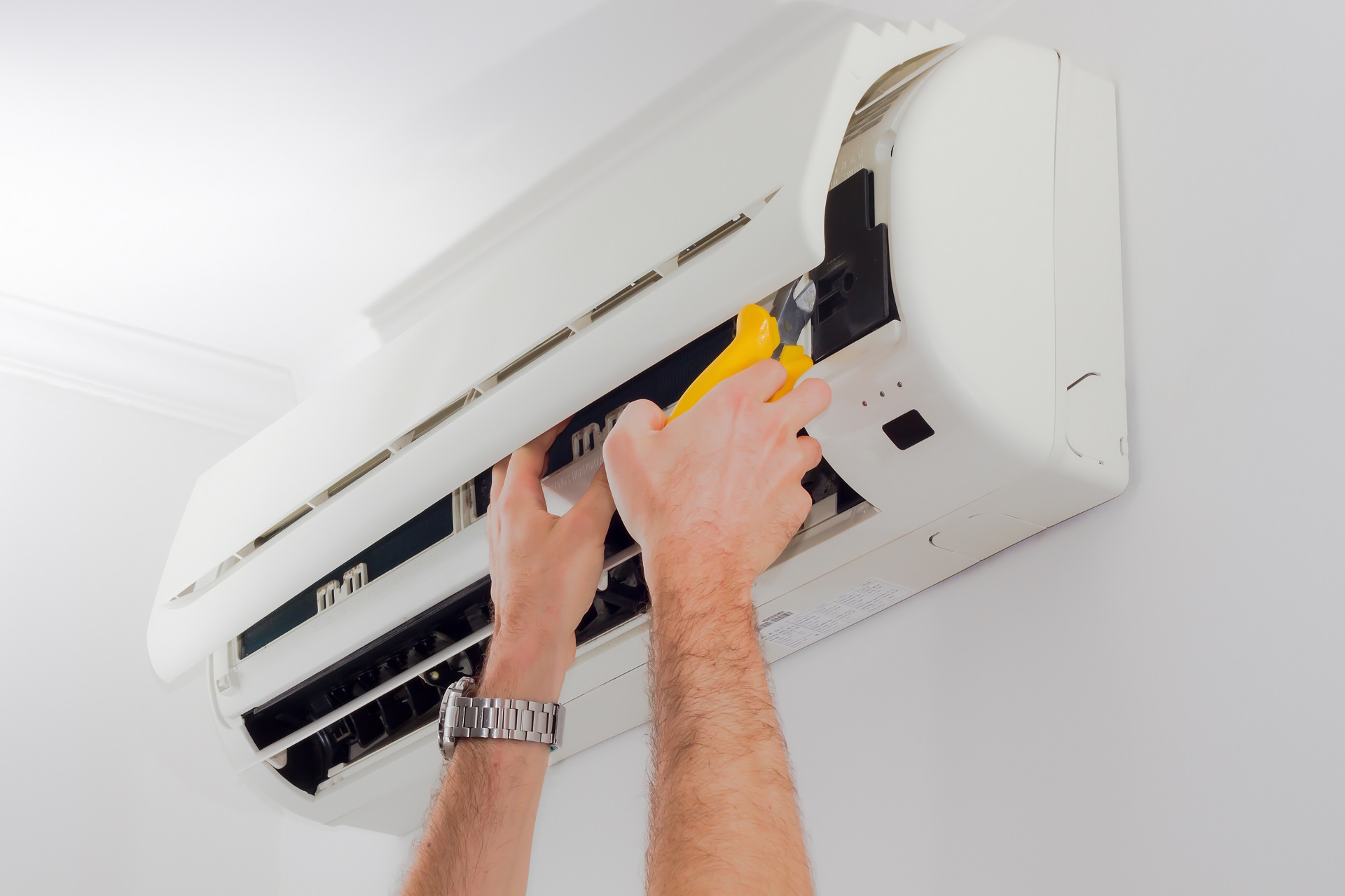 AC contractor